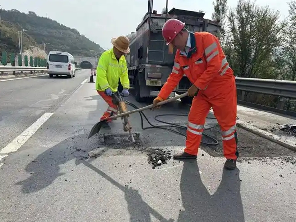 海盐沥青路面修补价格